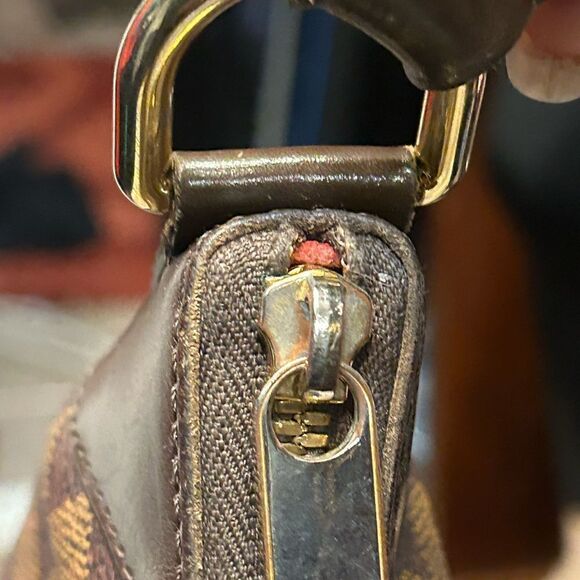 100% Authentic Louis Vuitton Thames PM - Damier Ebene - Picture 14 of 16